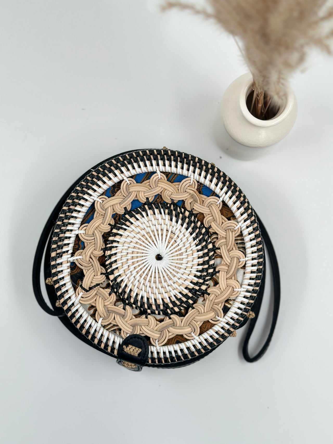 Rattan Oreo Shoulder bag